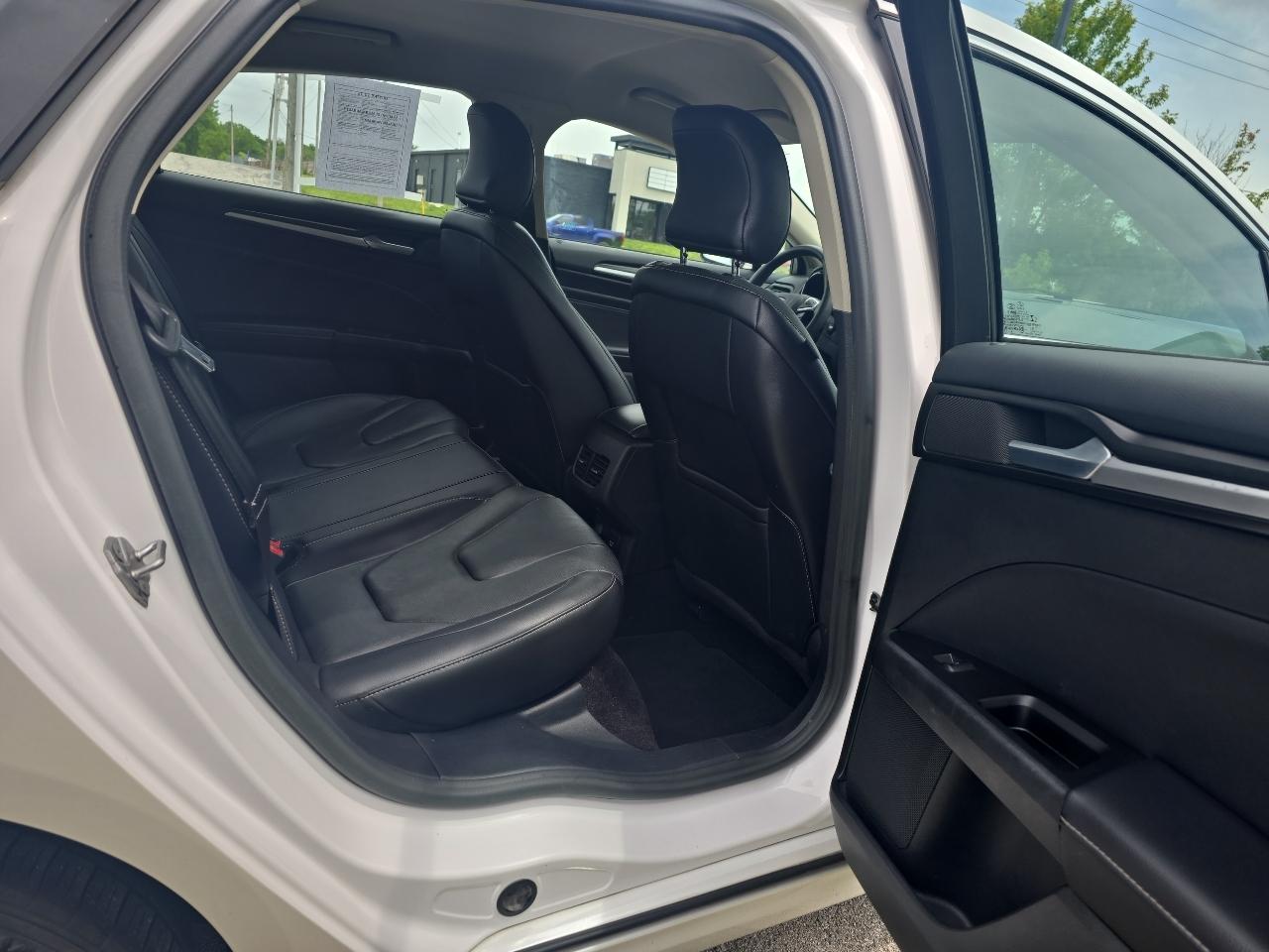 Ford Fusion Titanium AWD 2017