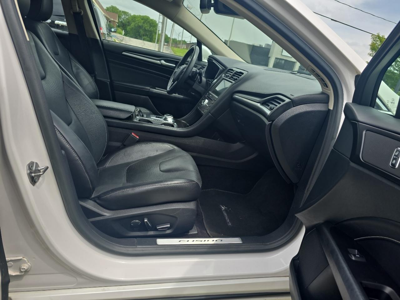 Ford Fusion Titanium AWD 2017