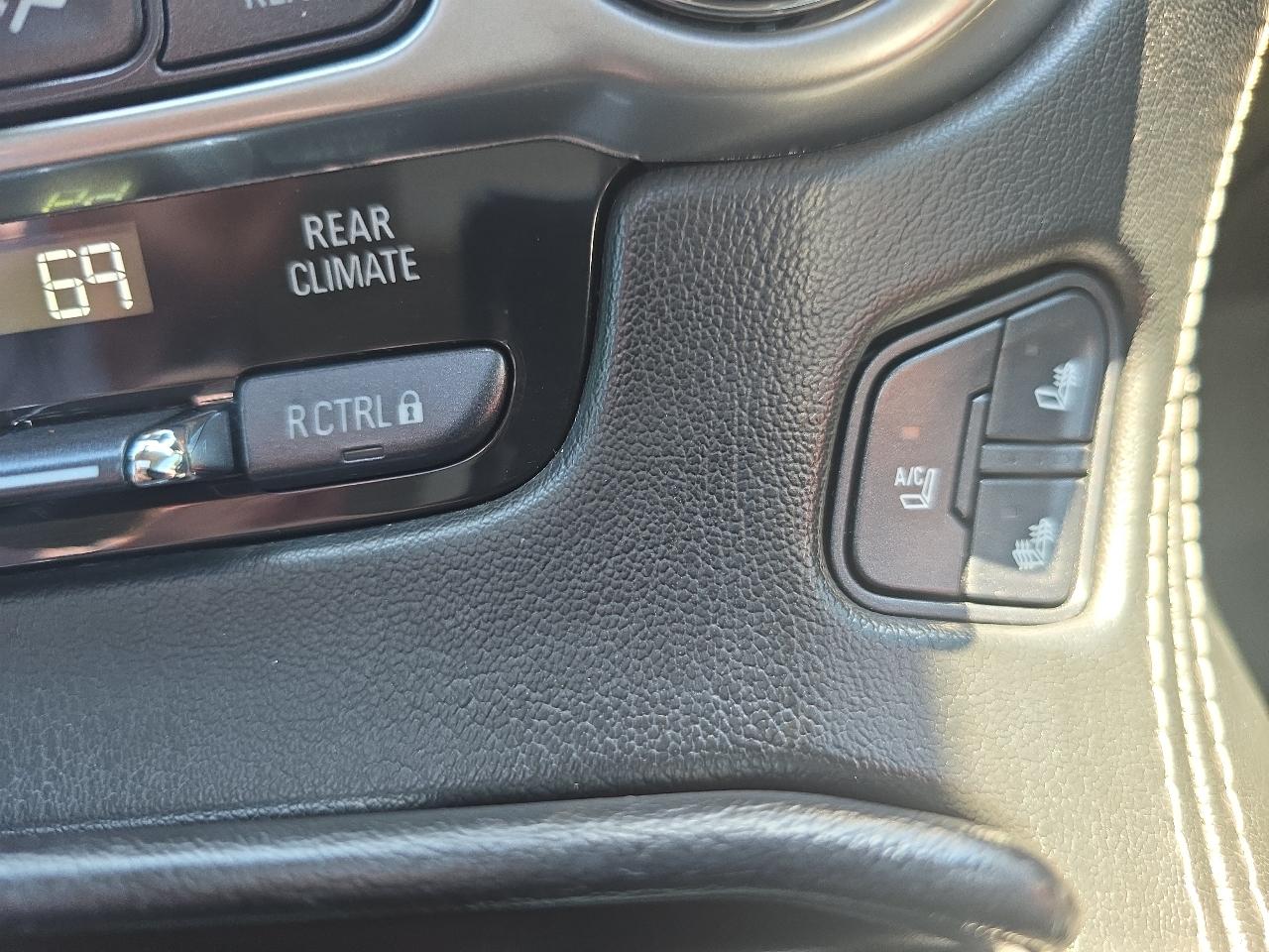 Chevrolet Tahoe LTZ 4WD 2015