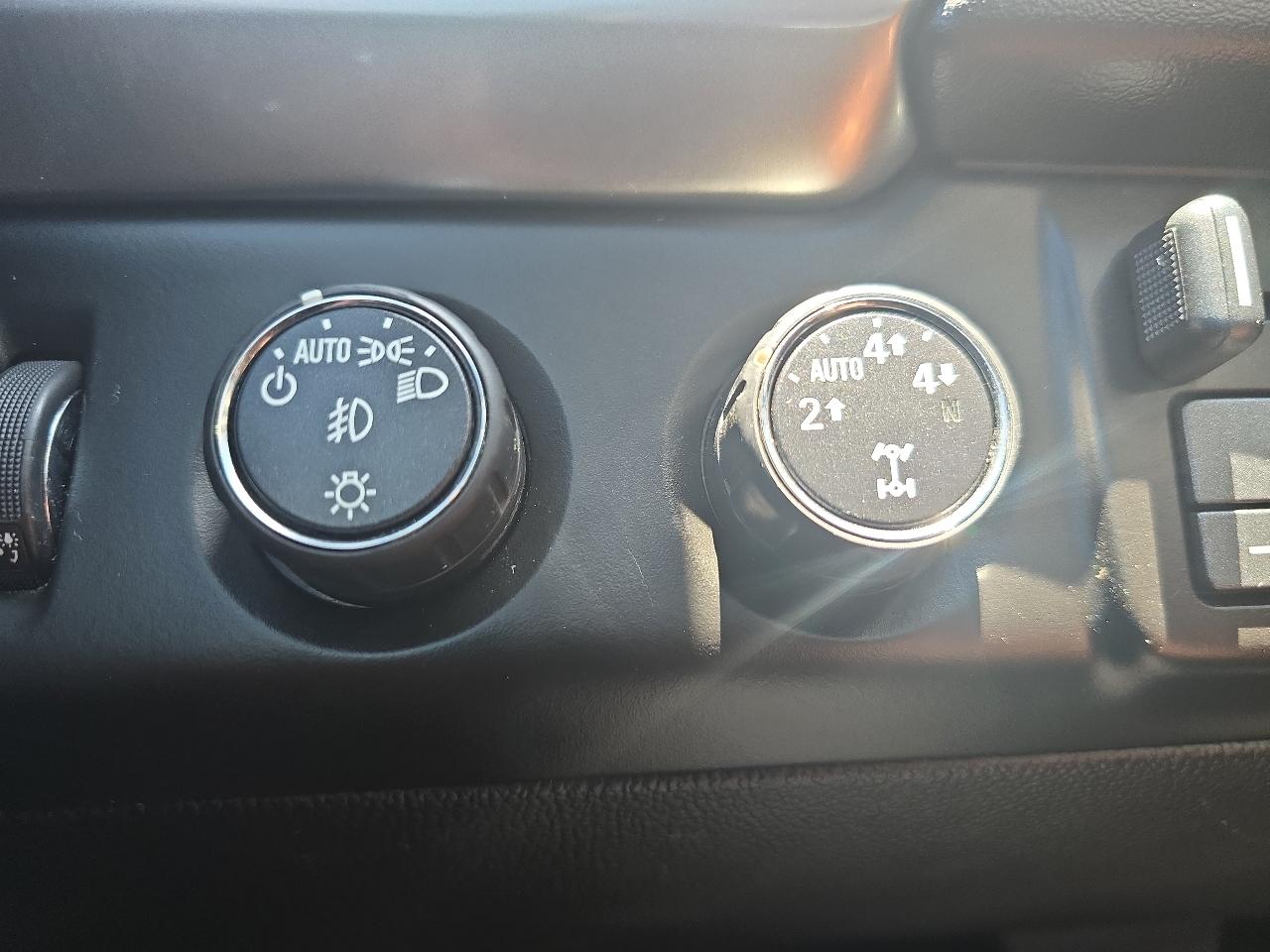 Chevrolet Tahoe LTZ 4WD 2015