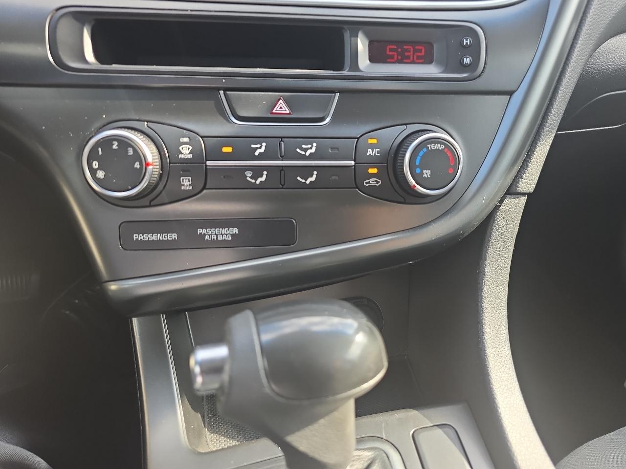 Kia Optima LX 2015