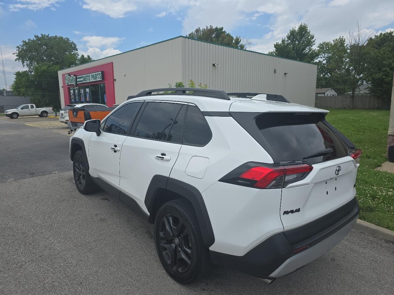 Toyota RAV4 Adventure AWD 2023
