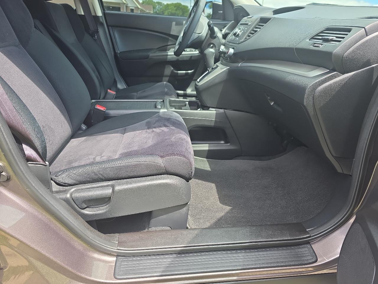 Honda CR-V LX 4WD 5-Speed AT 2013
