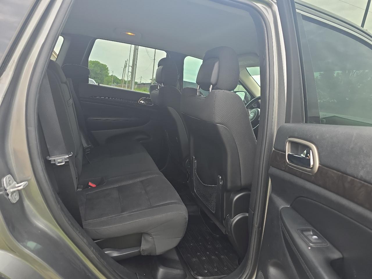 Jeep Grand Cherokee Laredo 4WD 2013