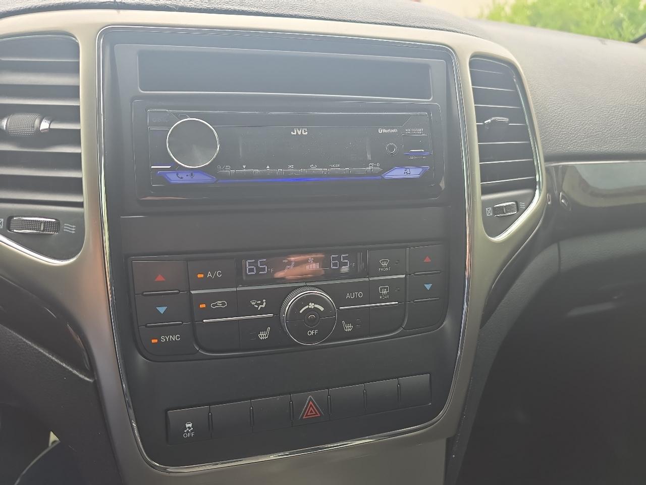Jeep Grand Cherokee Laredo 4WD 2013