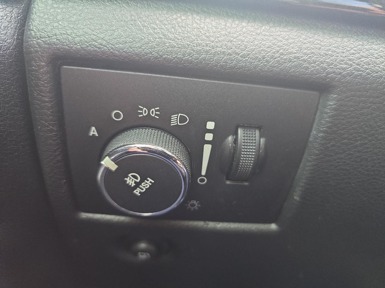 Jeep Grand Cherokee Laredo 4WD 2013