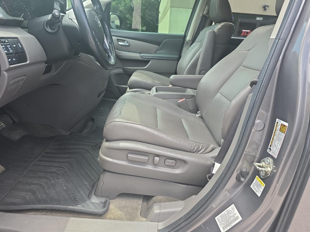 Honda Odyssey Touring 2015