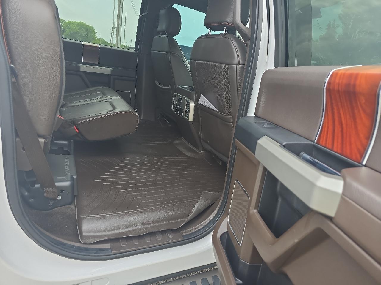 Ford F-150 4WD SuperCrew 145" King Ranch 2017