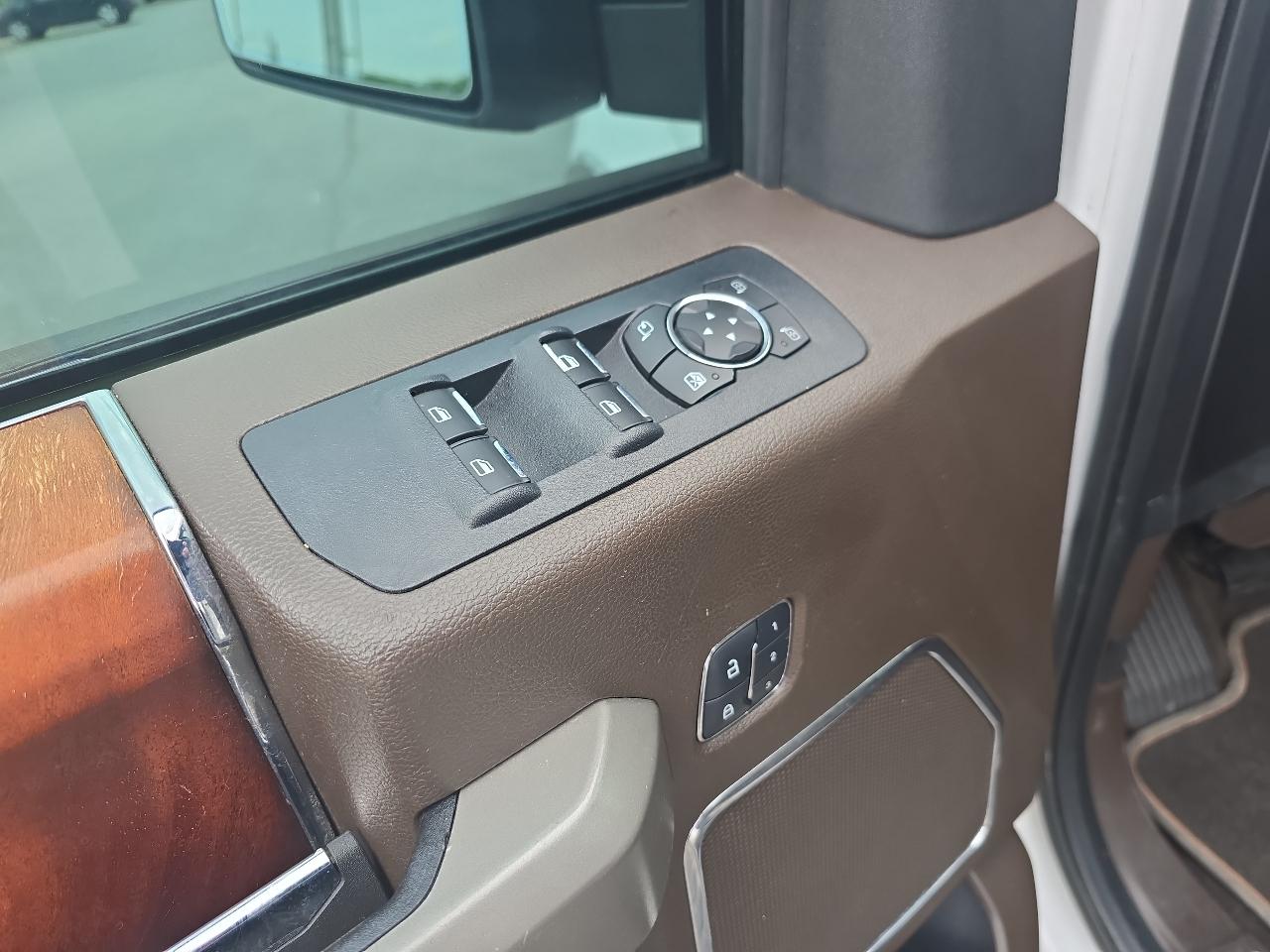 Ford F-150 4WD SuperCrew 145" King Ranch 2017