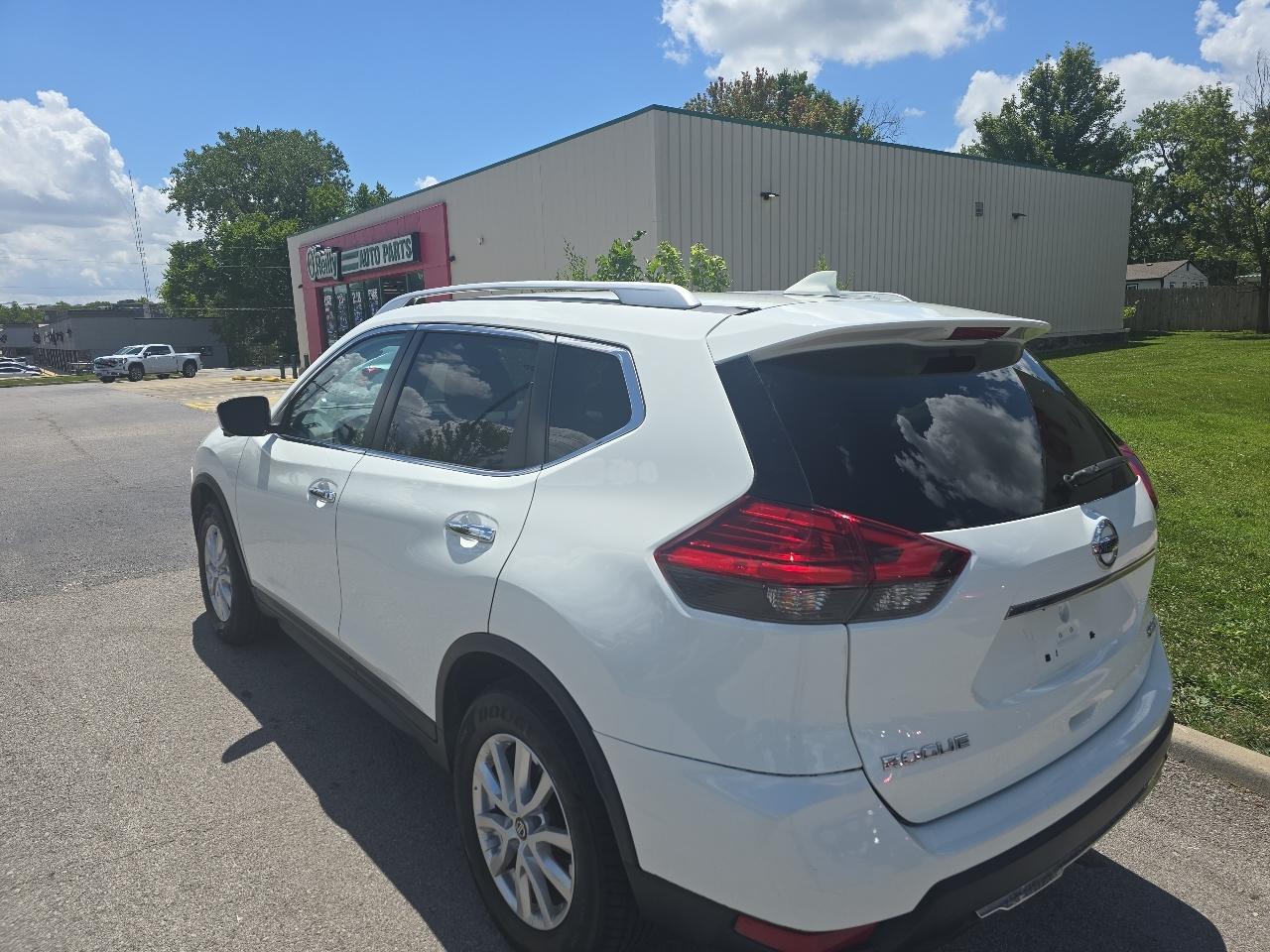 Nissan Rogue SV AWD 2017