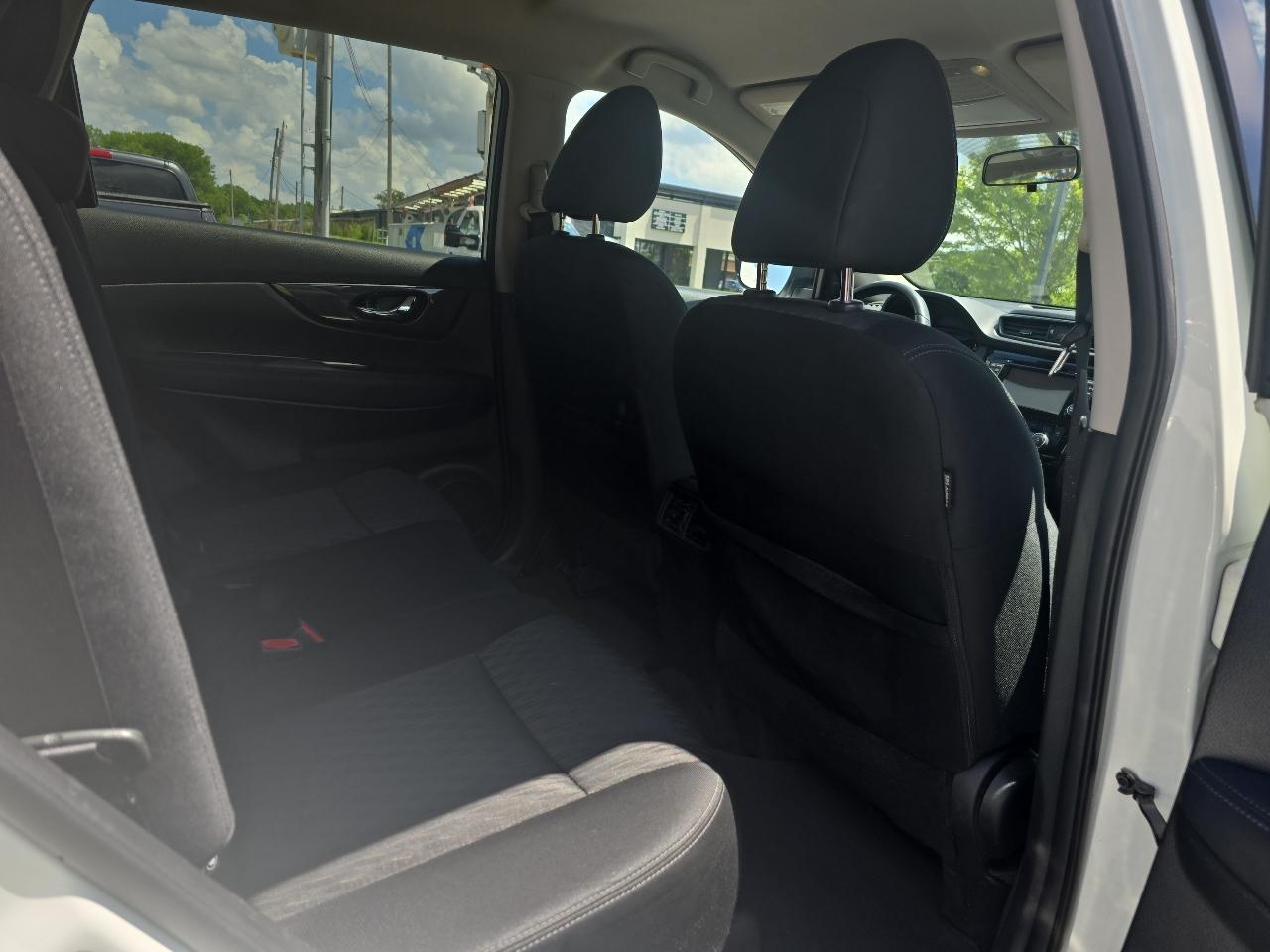 Nissan Rogue SV AWD 2017
