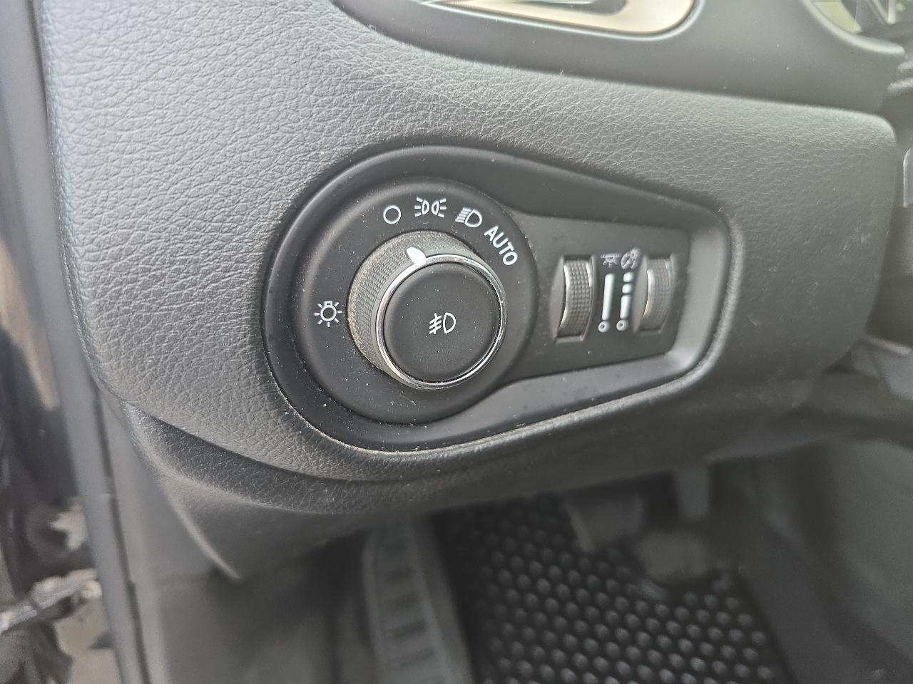 Jeep Renegade Latitude 4WD 2017