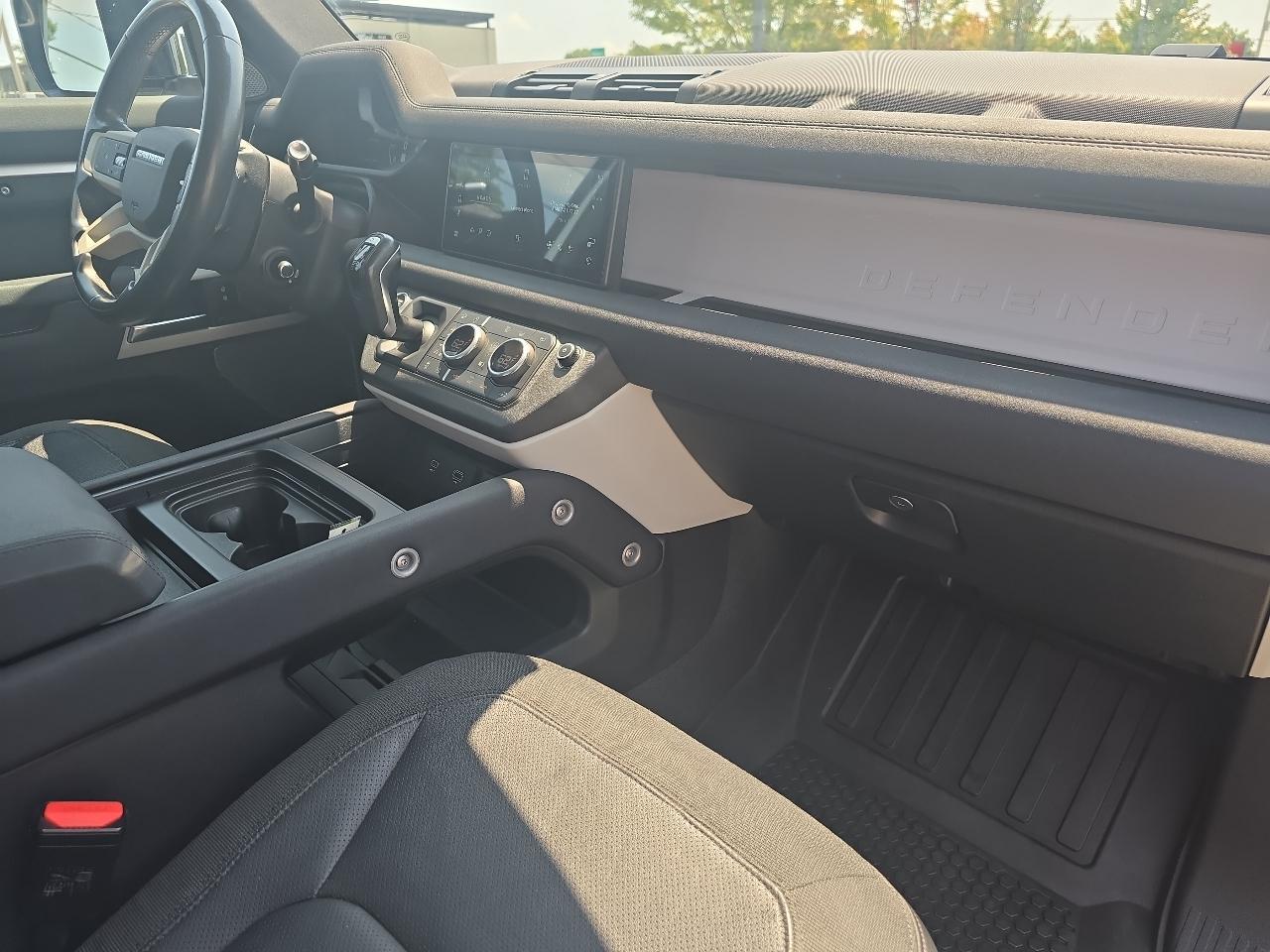 Land Rover Defender P400 110 HSE 2020