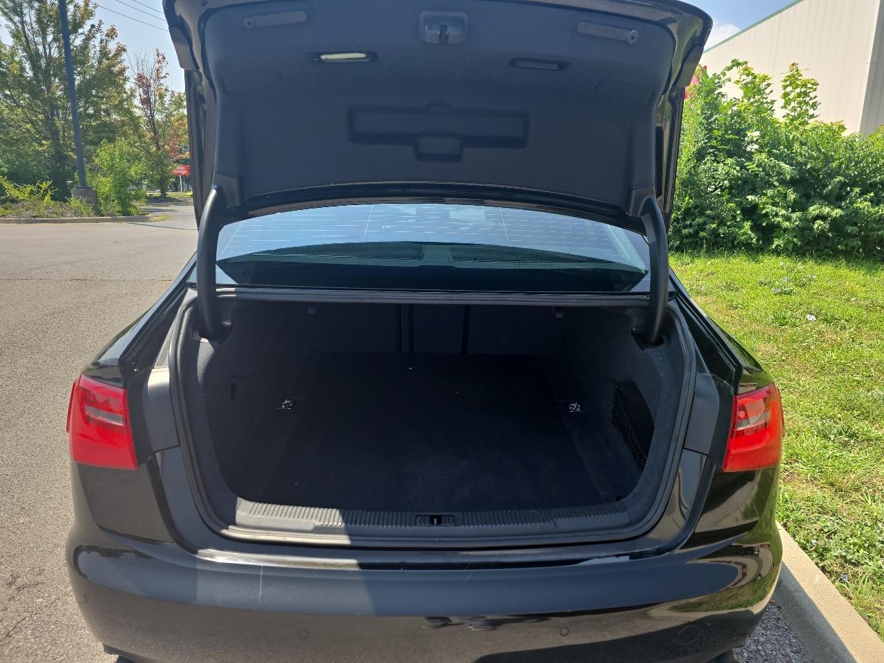 Audi A6 2.0T Premium Sedan FrontTrak Multitronic 2014