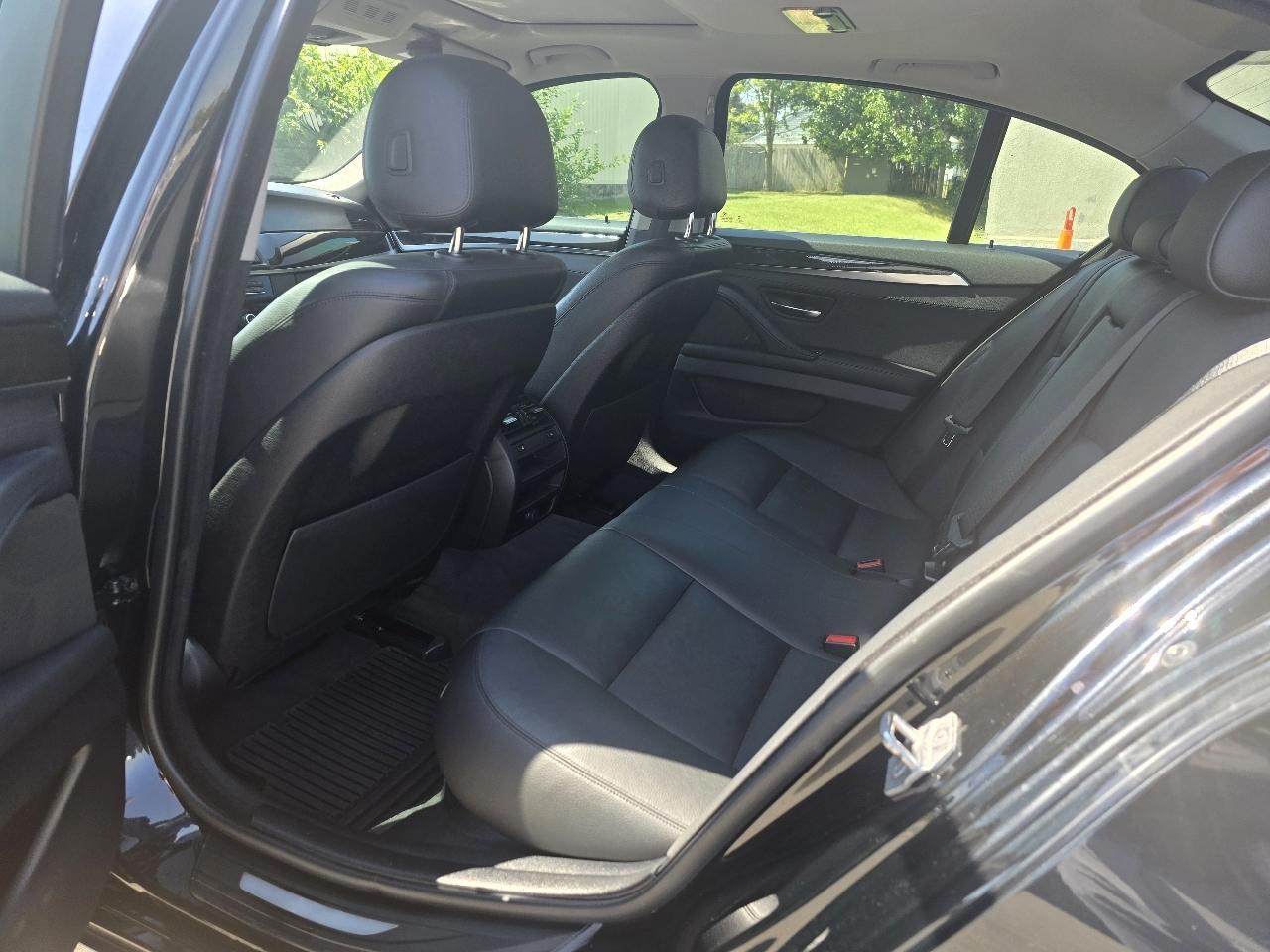 BMW 5-Series 528i xDrive 2016