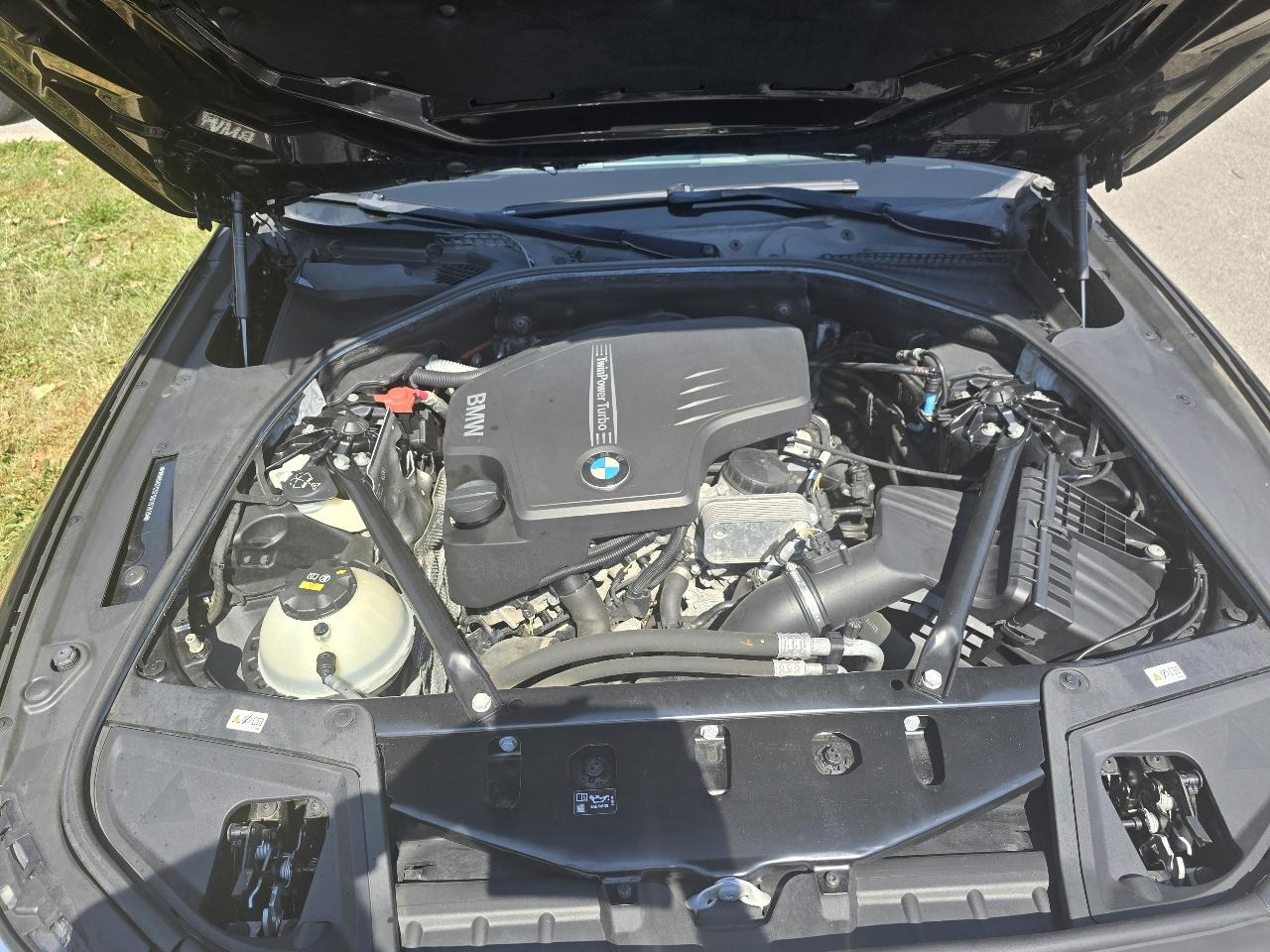BMW 5-Series 528i xDrive 2016