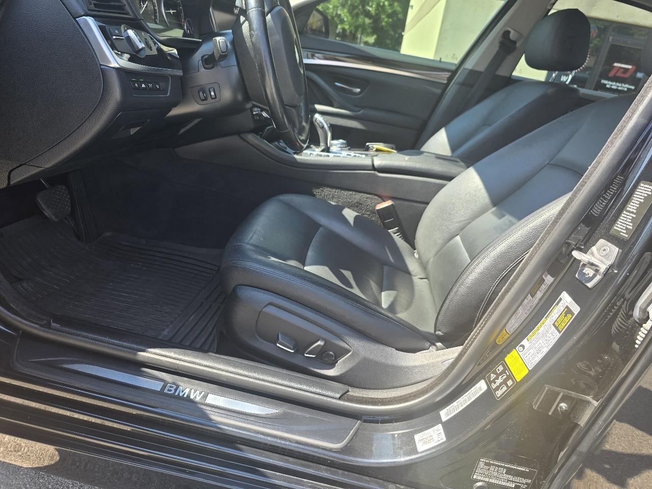 BMW 5-Series 528i xDrive 2016