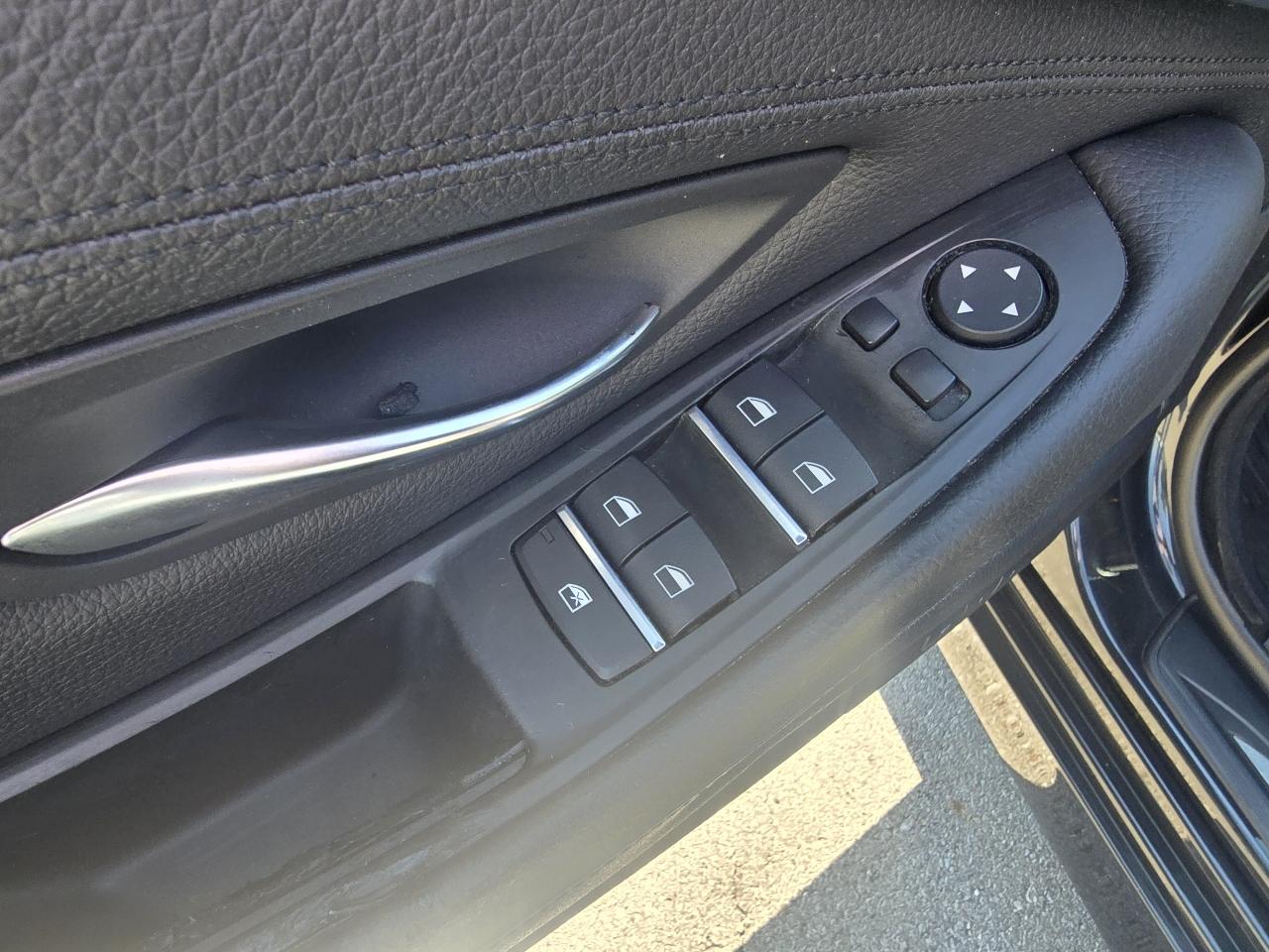 BMW 5-Series 528i xDrive 2016