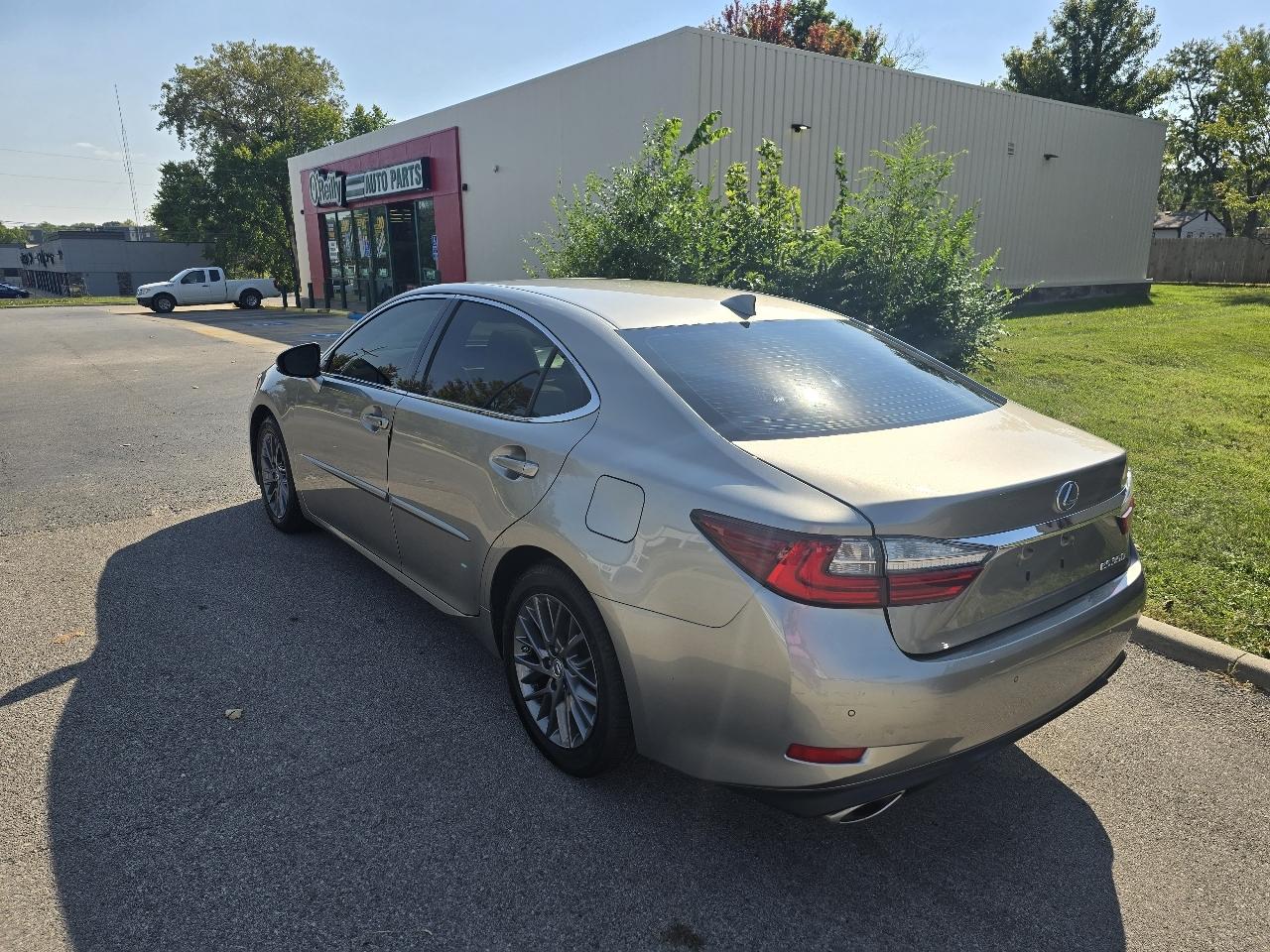 Lexus ES 350 Sedan 2018