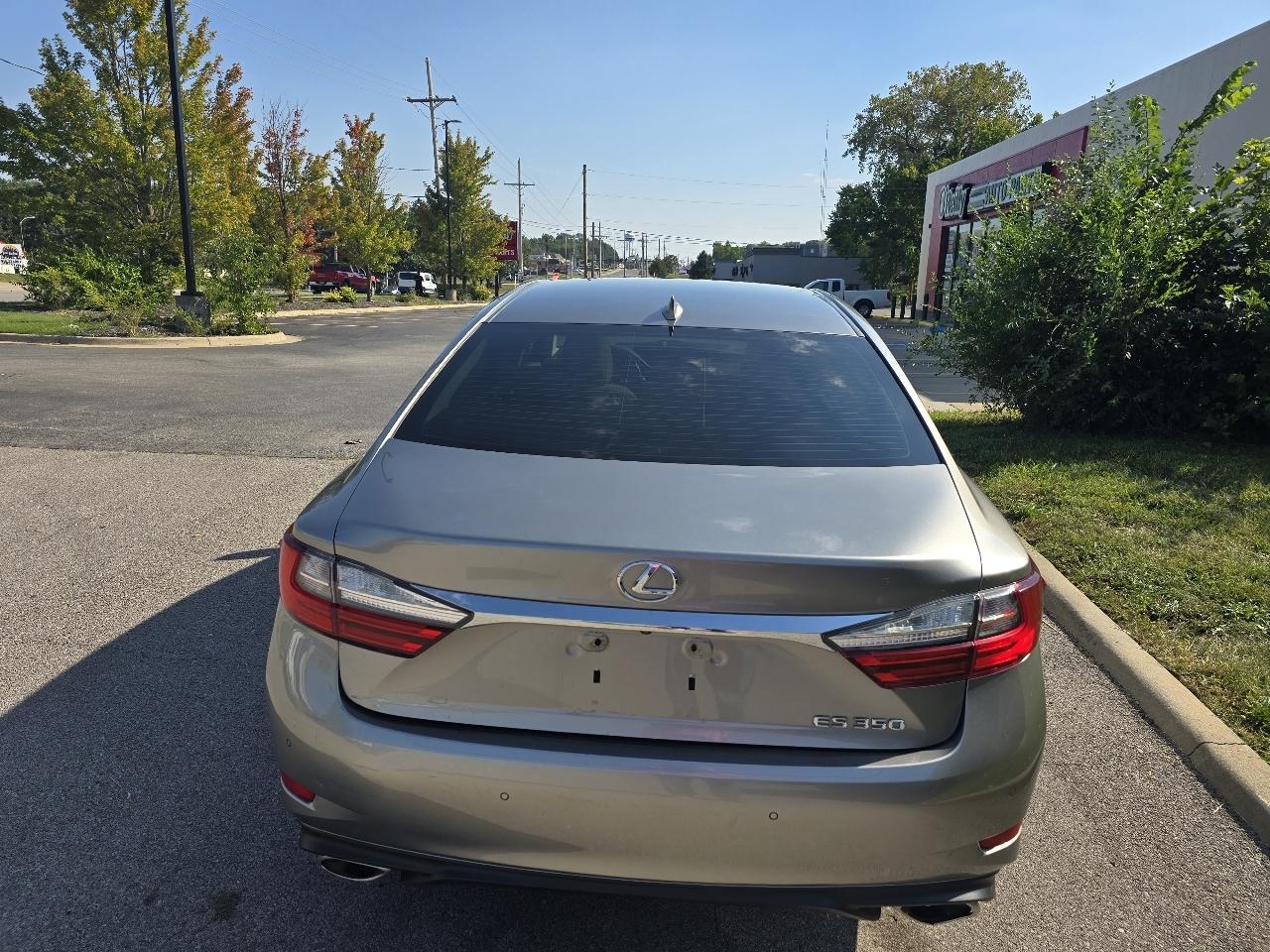 Lexus ES 350 Sedan 2018