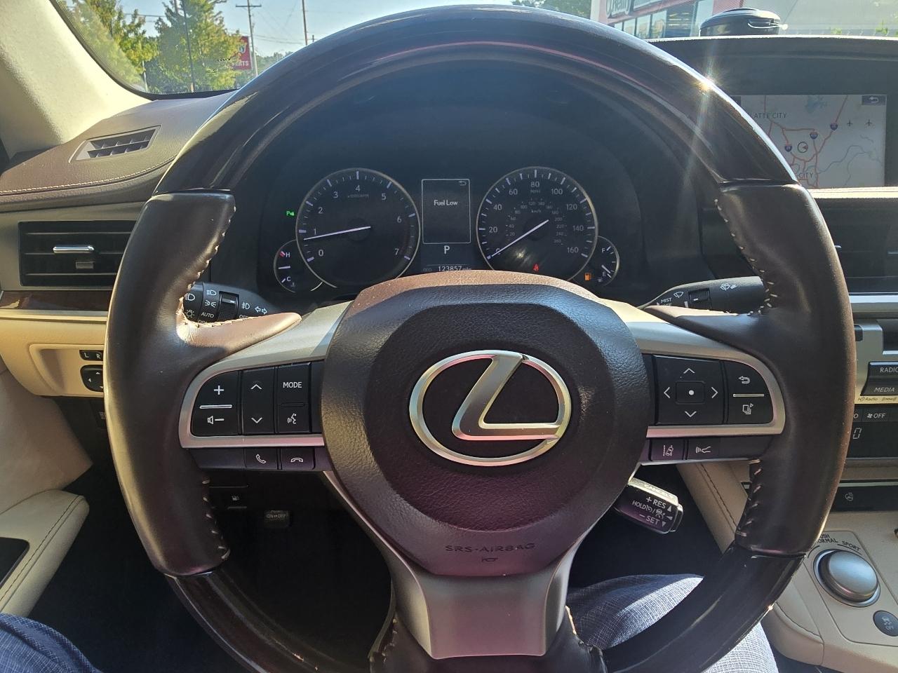 Lexus ES 350 Sedan 2018
