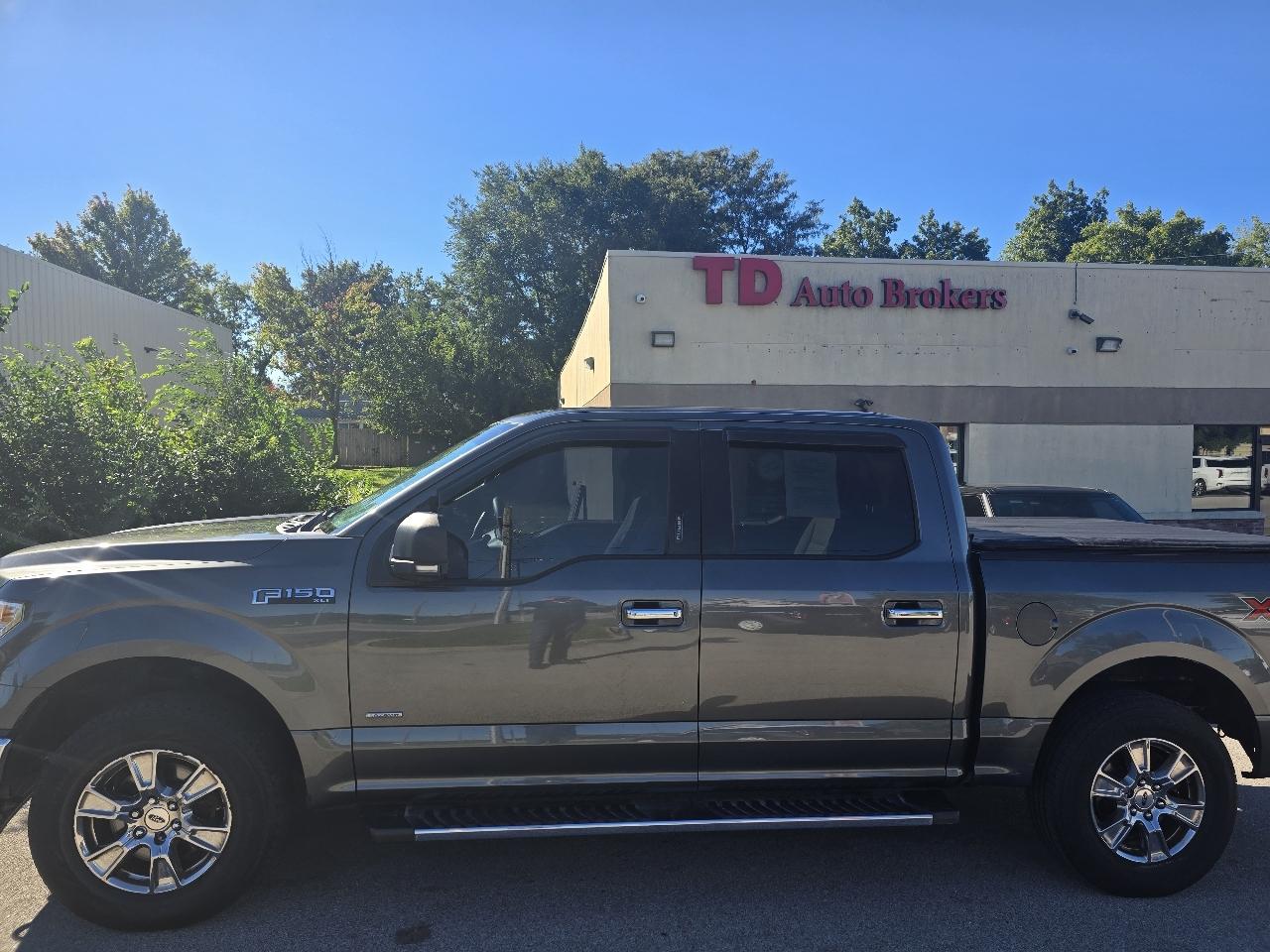 Ford F-150 XLT SuperCrew 5.5-ft. Bed 4WD 2017