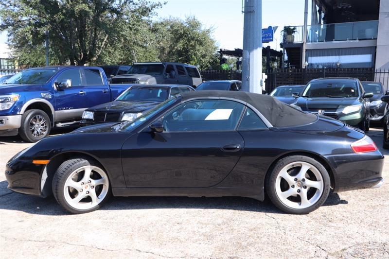 Porsche 911 Carrera Cabriolet 2003