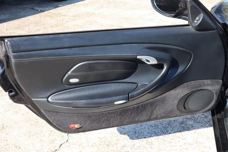 Porsche 911 Carrera Cabriolet 2003