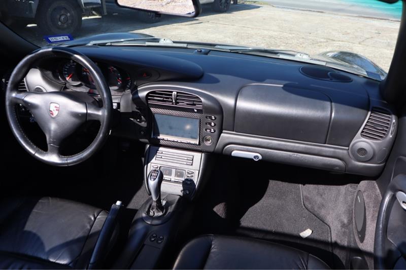 Porsche 911 Carrera Cabriolet 2003