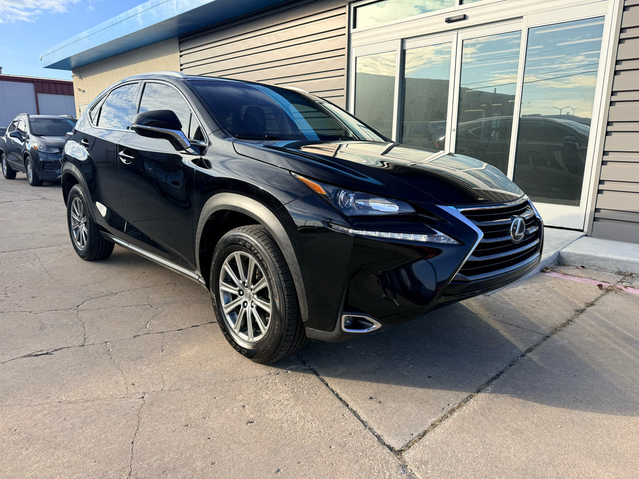 2016 Lexus NX 200t FWD 4dr