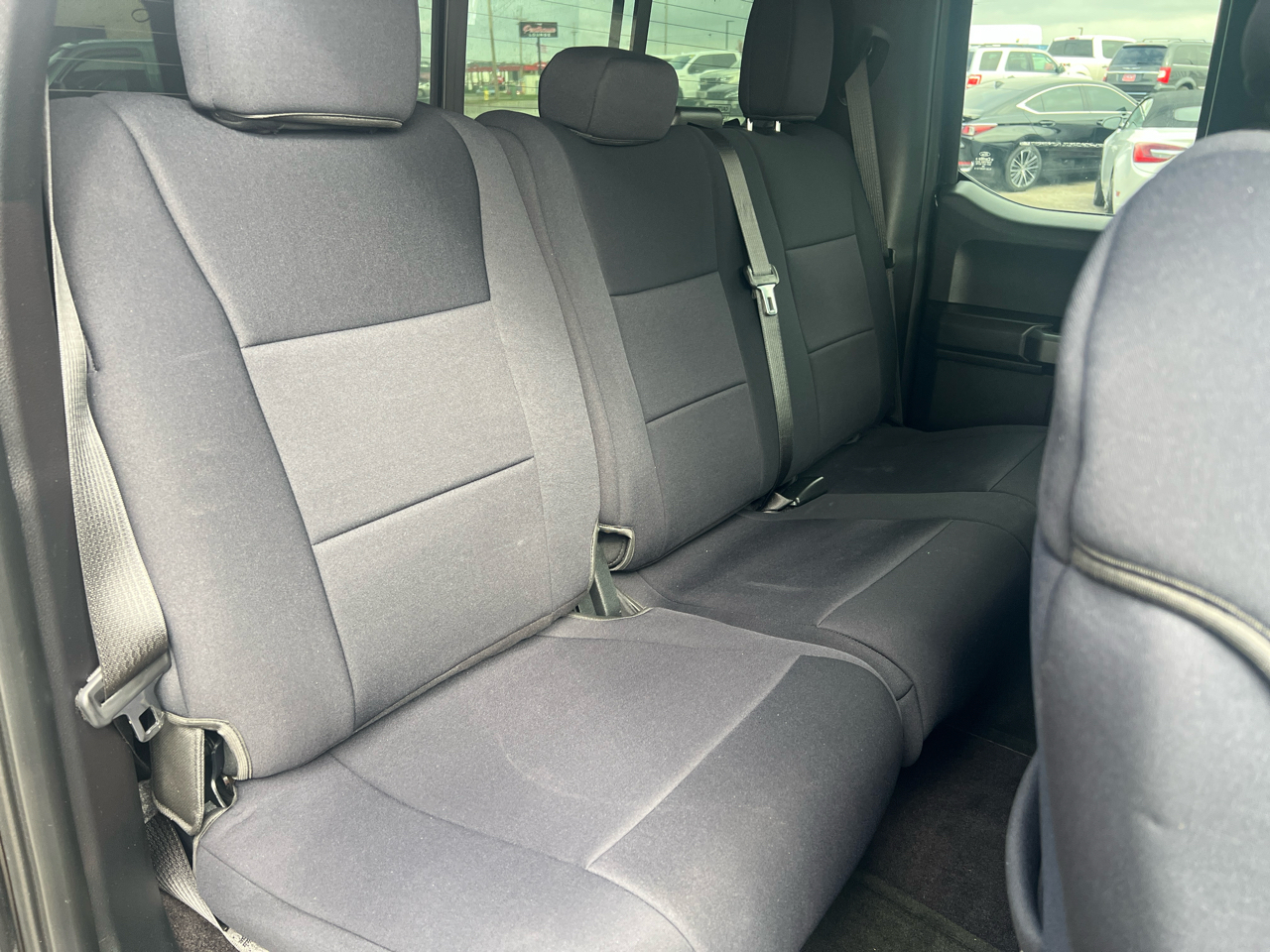 Ford F-150 FX4 SuperCab 5.5-ft. Bed 4WD 2016 Ford F-150 FX4 SuperCab 5.5-ft. Bed 4WD 2016