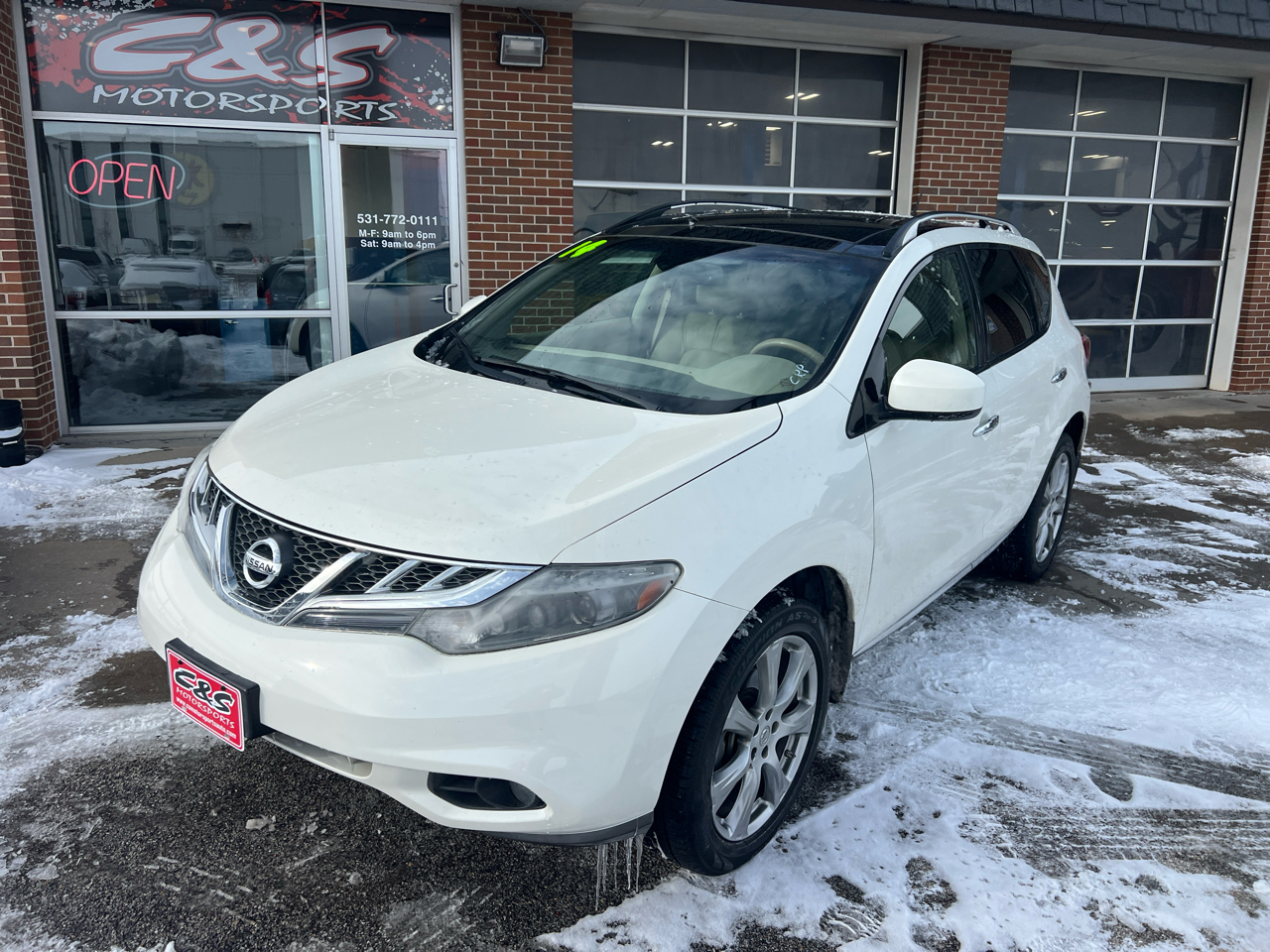 2014 Nissan Murano LE Platinum photo 3