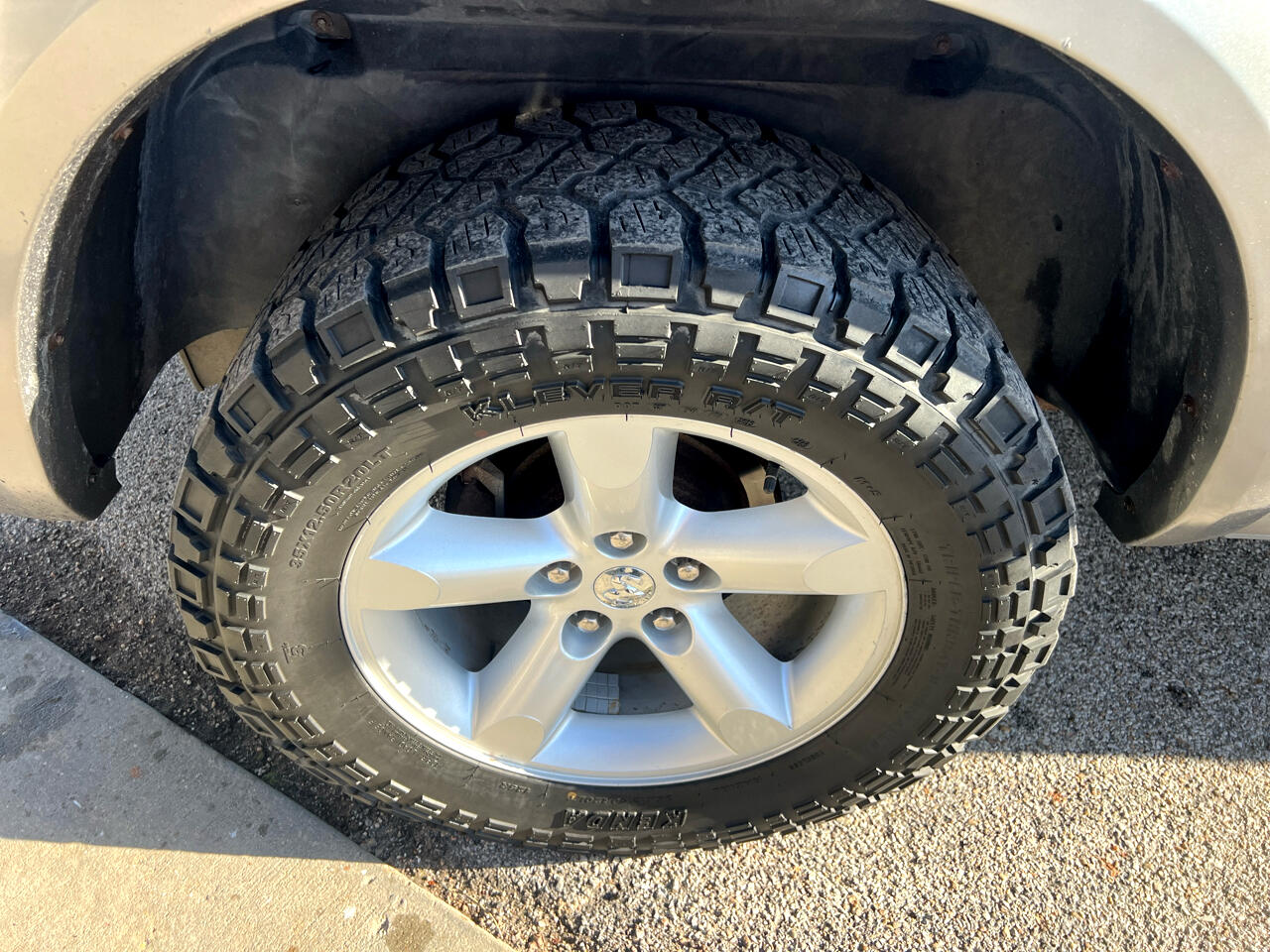 Dodge Ram 1500 SLT Crew Cab 4WD 2009