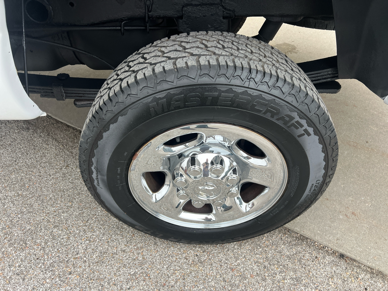 Dodge Ram 2500 4WD Reg Cab 140.5" SXT 2009