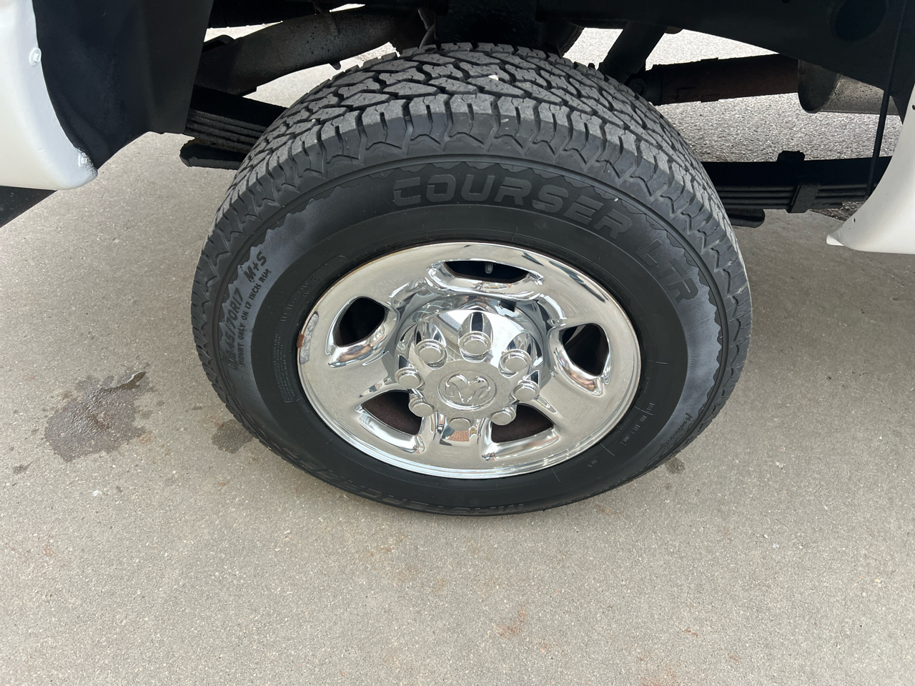 Dodge Ram 2500 4WD Reg Cab 140.5" SXT 2009