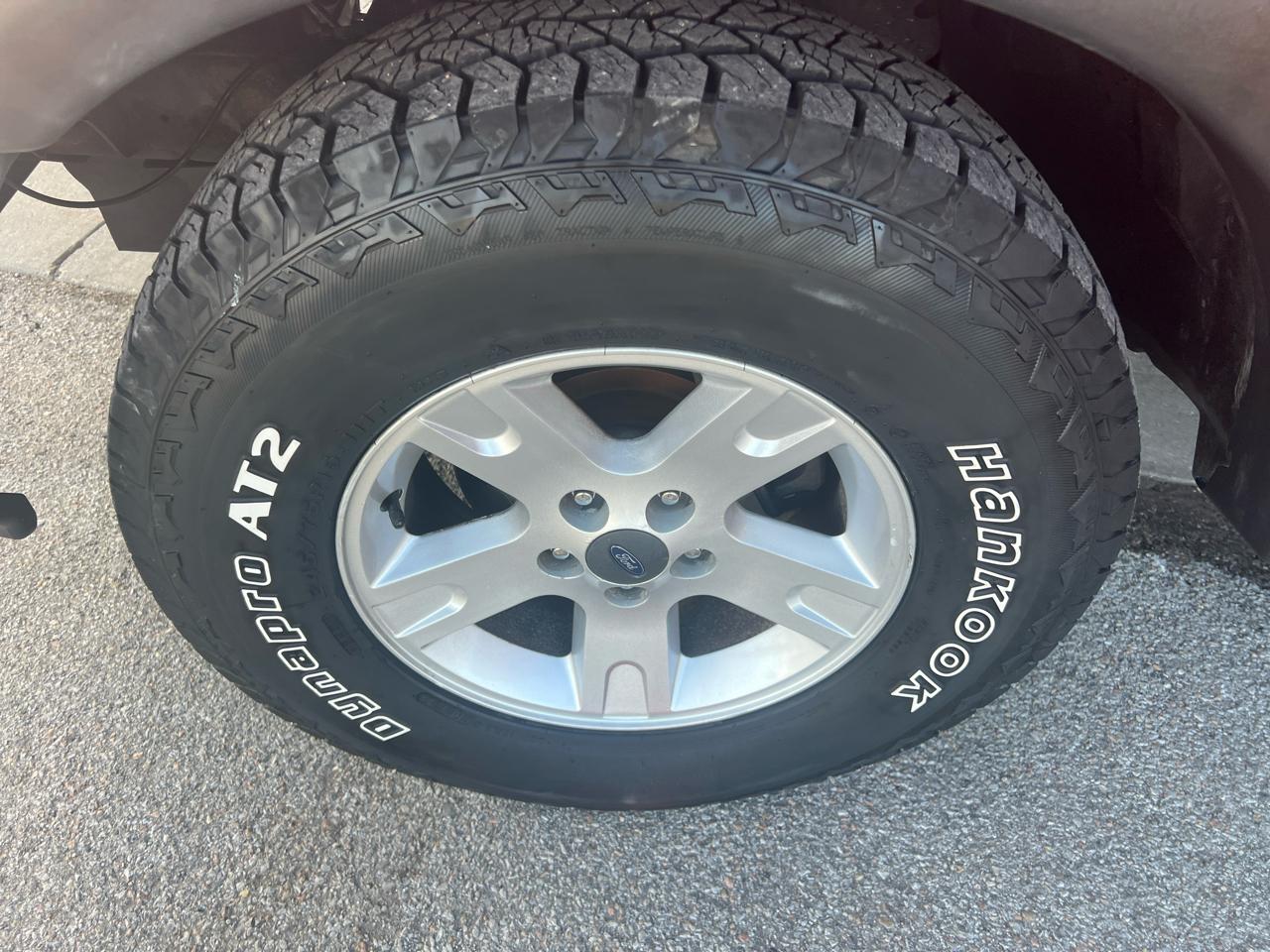 Ford Ranger 4dr Supercb 4.0L XLT FX4 Off-Rd 4WD 2004