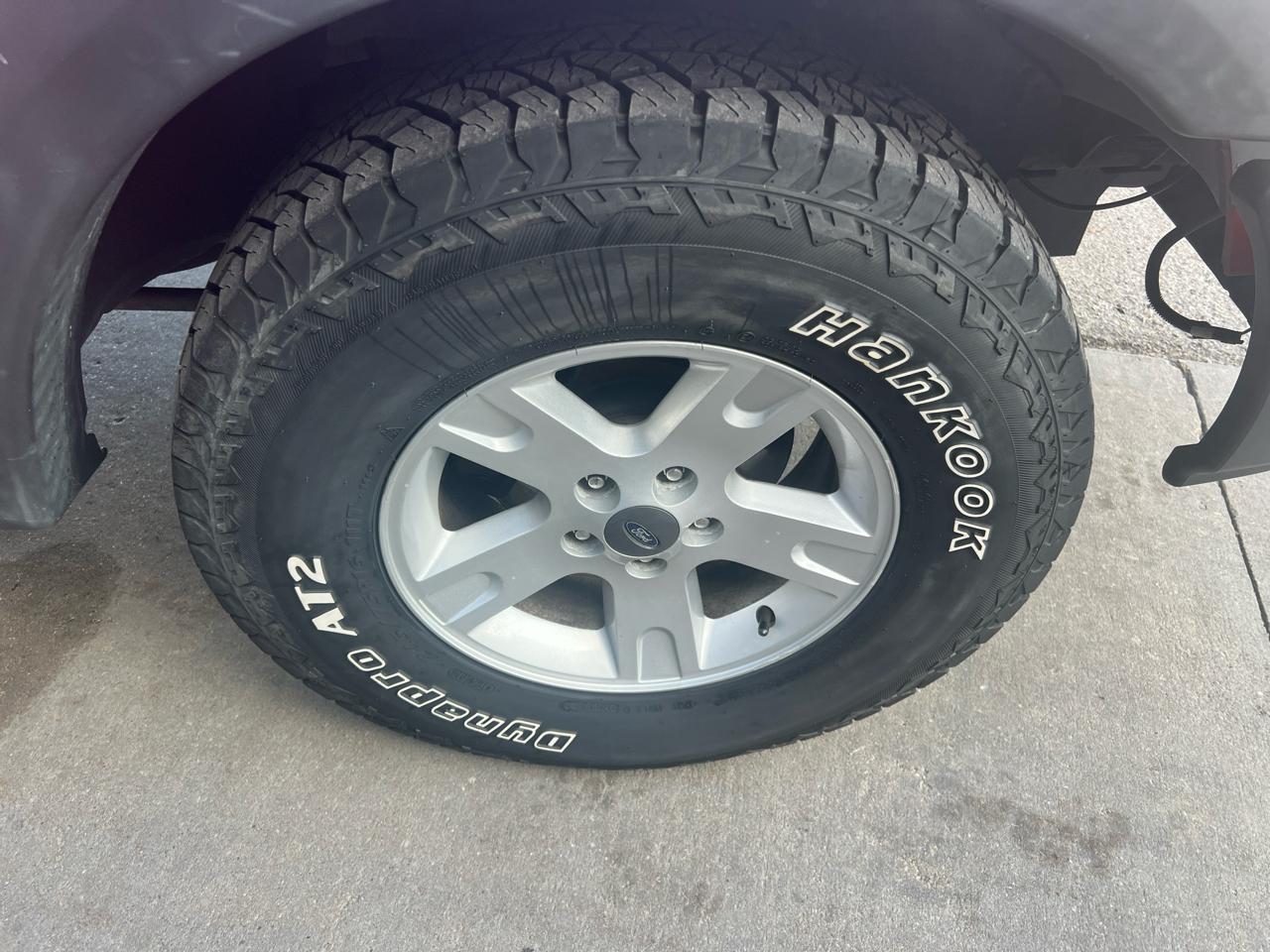 Ford Ranger 4dr Supercb 4.0L XLT FX4 Off-Rd 4WD 2004