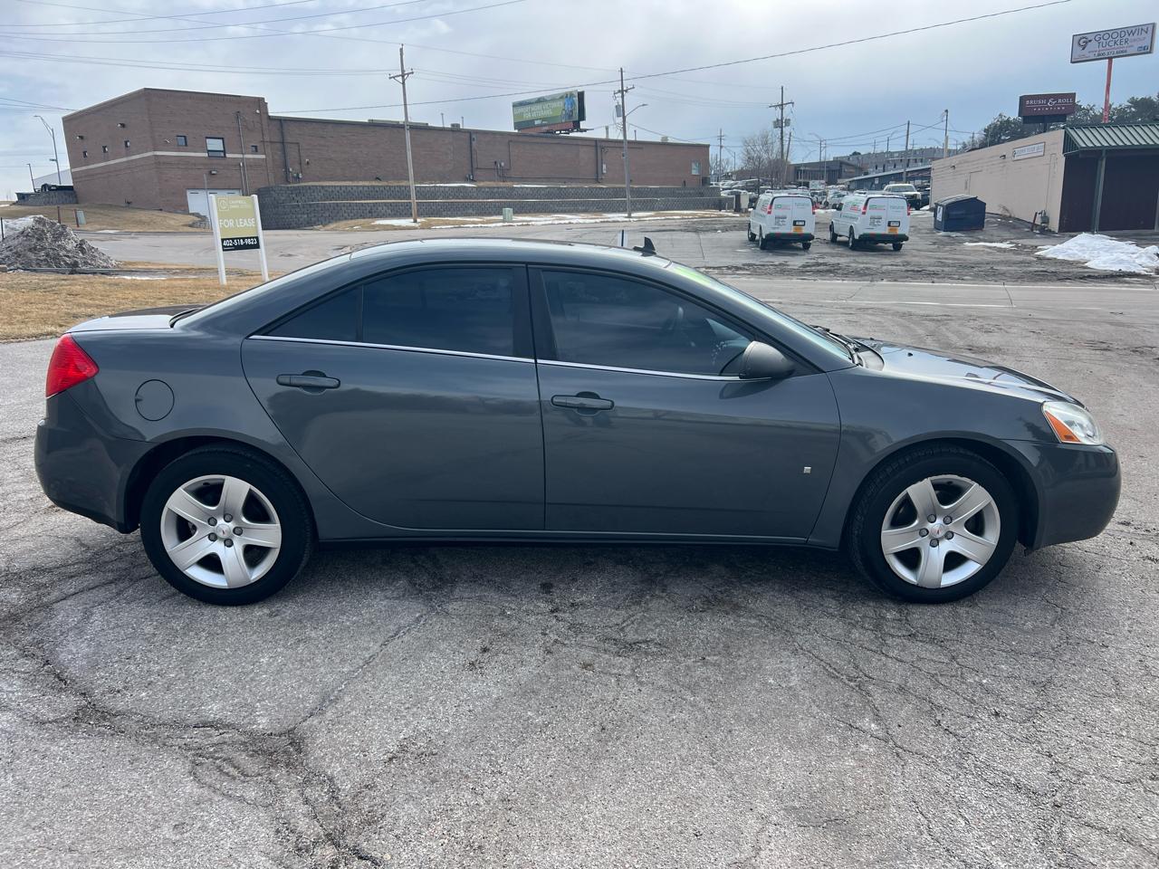 Pontiac G6 4dr Sdn w/1SA *Ltd Avail* 2009