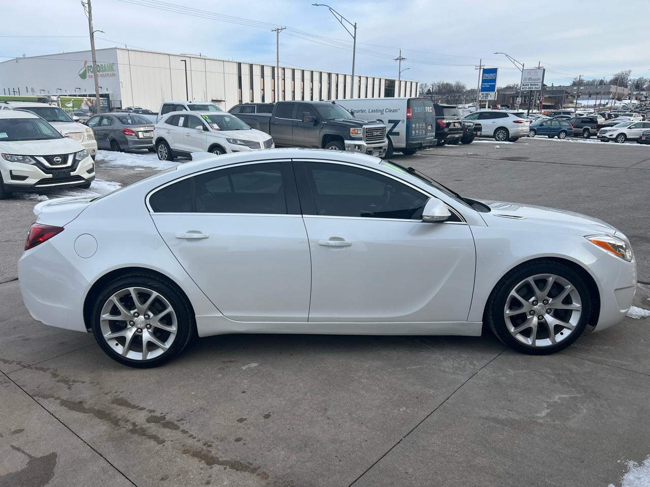 Buick Regal 4dr Sdn GS FWD 2016