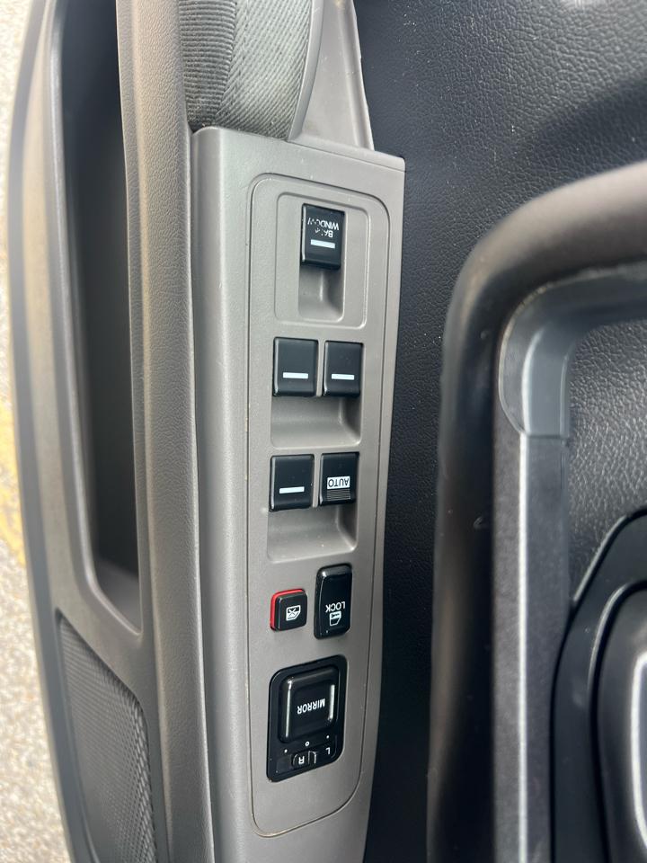 Honda Ridgeline 4WD Crew Cab RT 2012