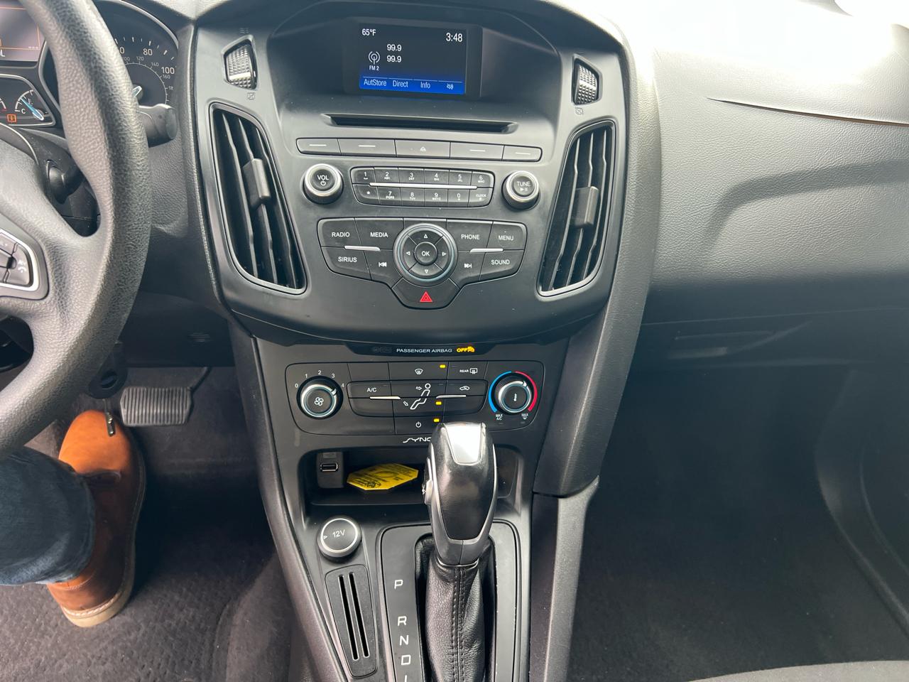 Ford Focus 4dr Sdn SE 2016