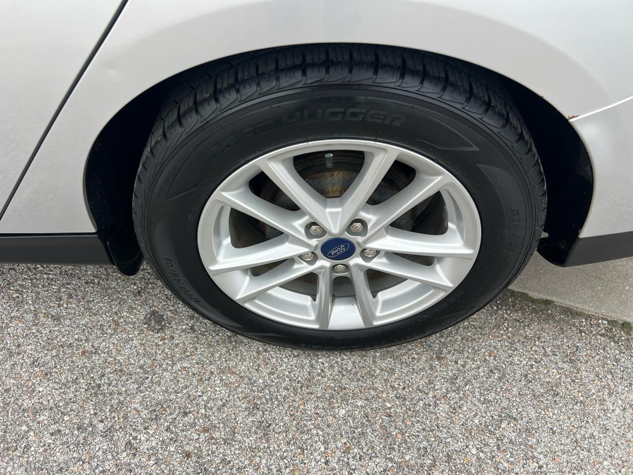 Ford Focus 4dr Sdn SE 2016