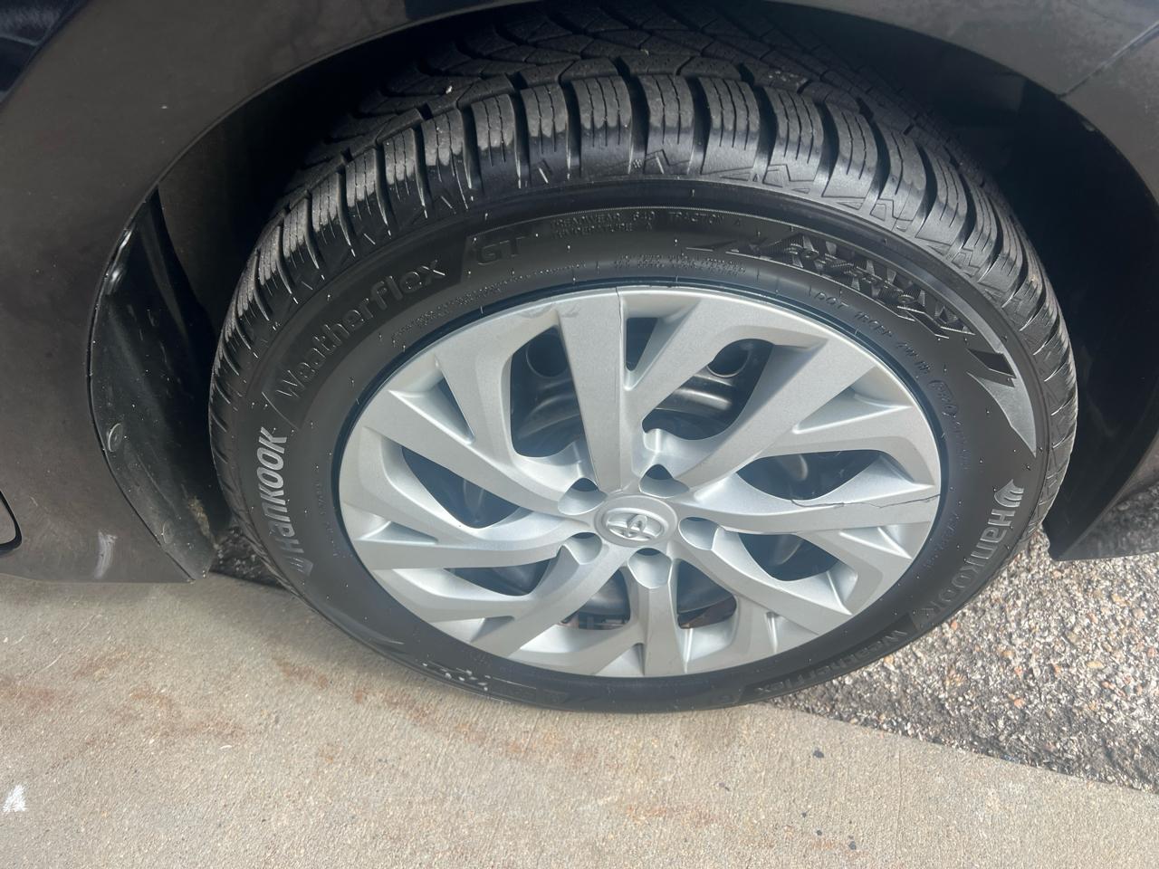 Toyota Corolla 50th Anniversary Special Edition CVT (Natl) 2017