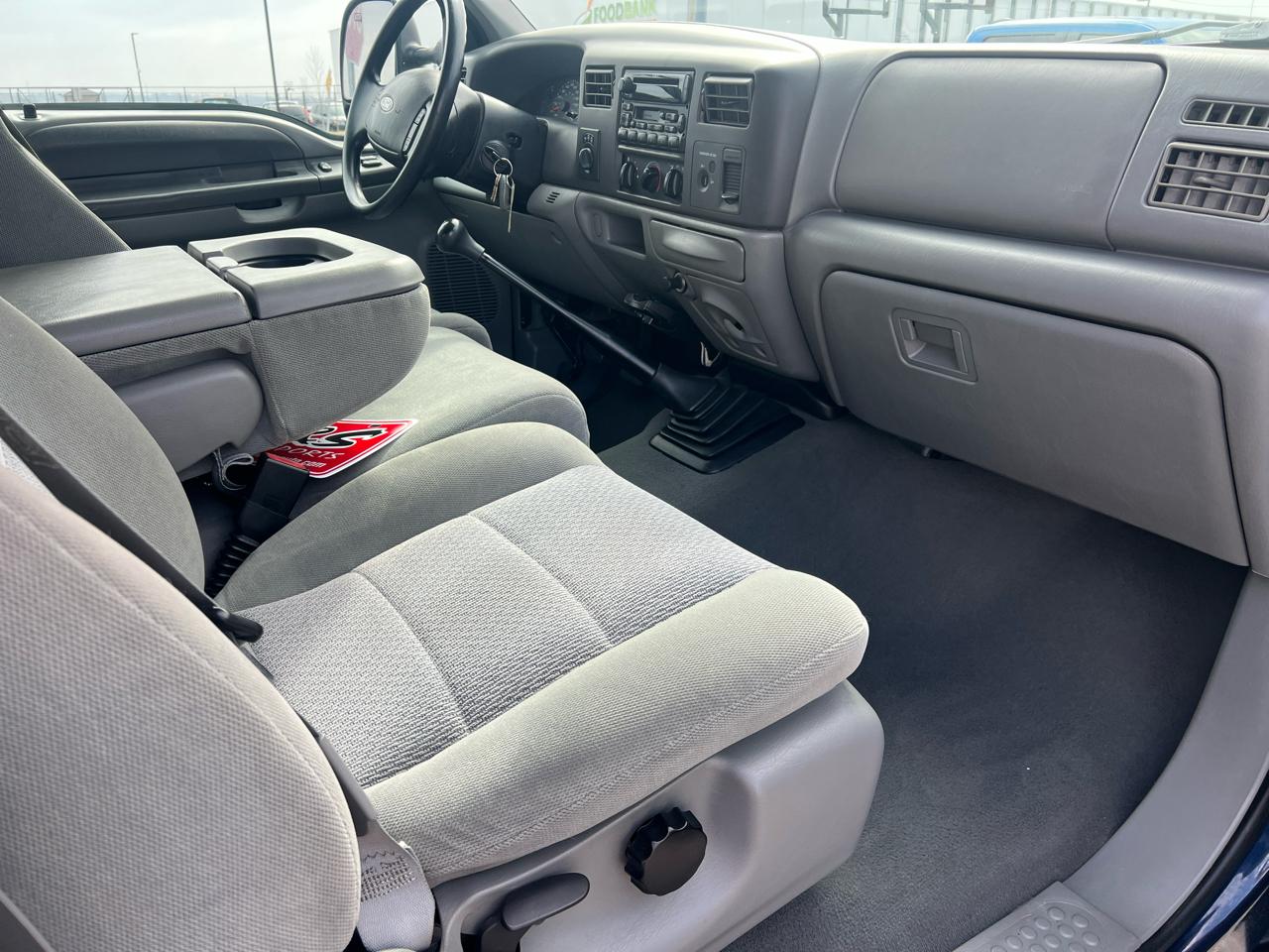 Ford Super Duty F-250 Supercab 142" XLT 4WD 2003