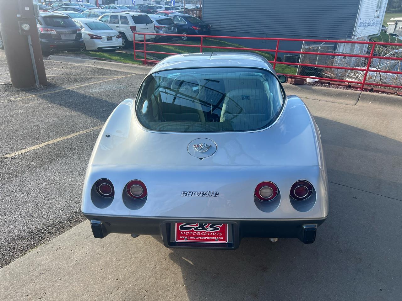 Chevrolet Corvette 1LT 2D Coupe 1978