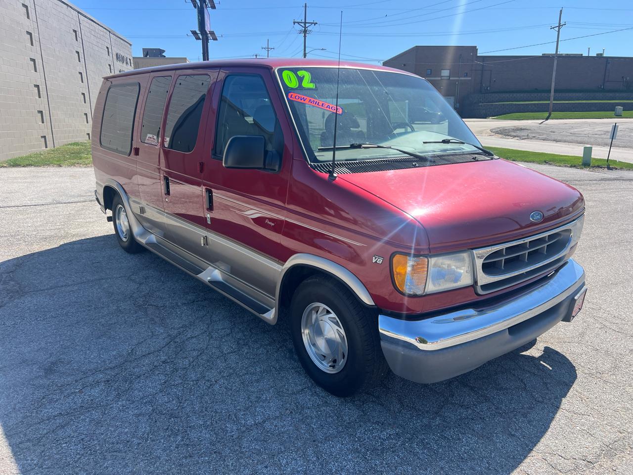 Ford Econoline Cargo Van E-150 2002