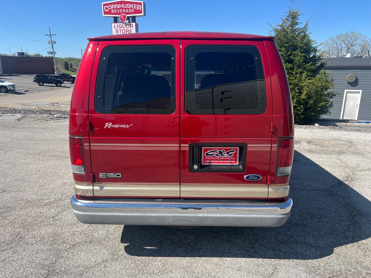 Ford Econoline Cargo Van E-150 2002