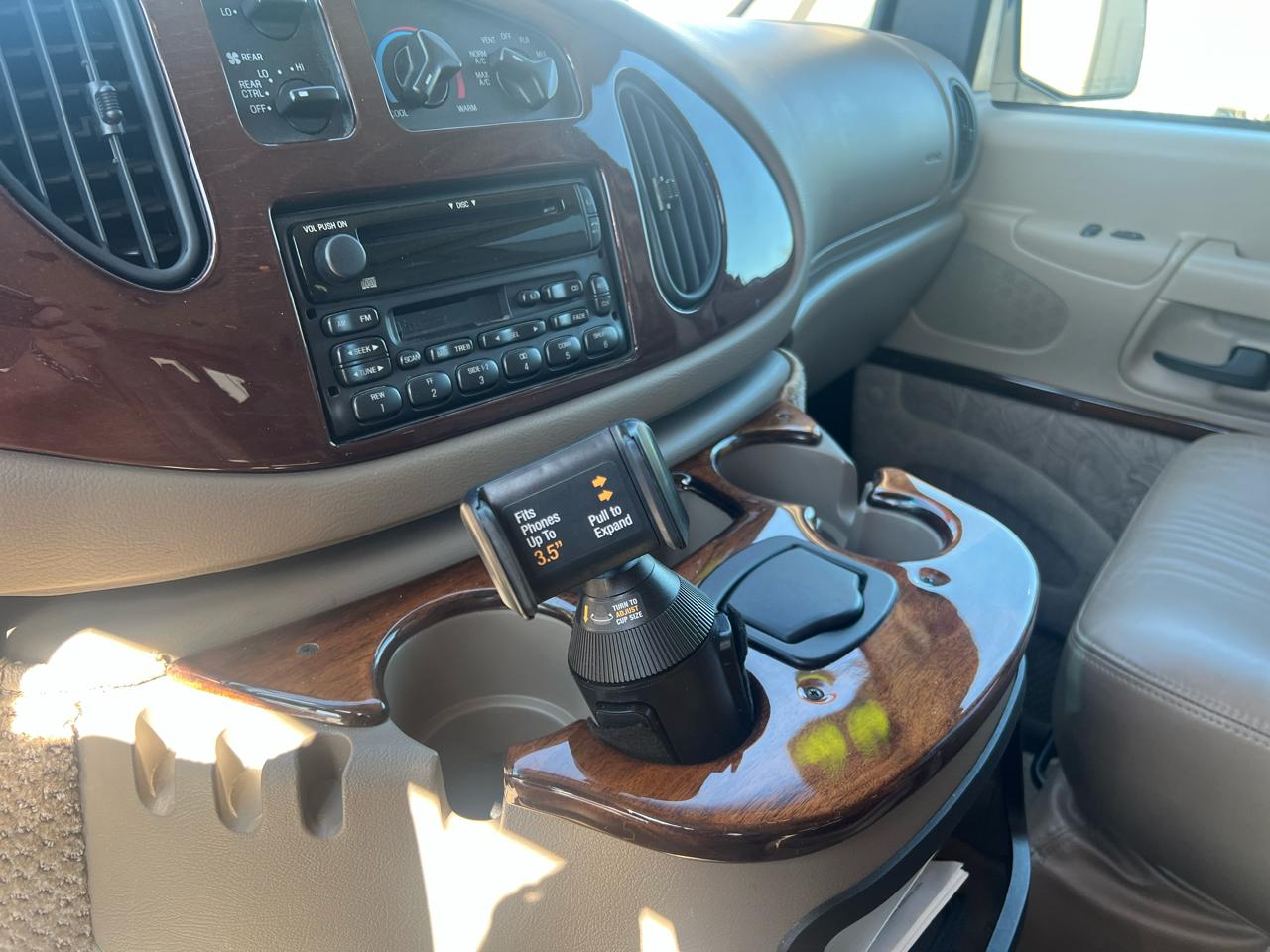 Ford Econoline Cargo Van E-150 2002