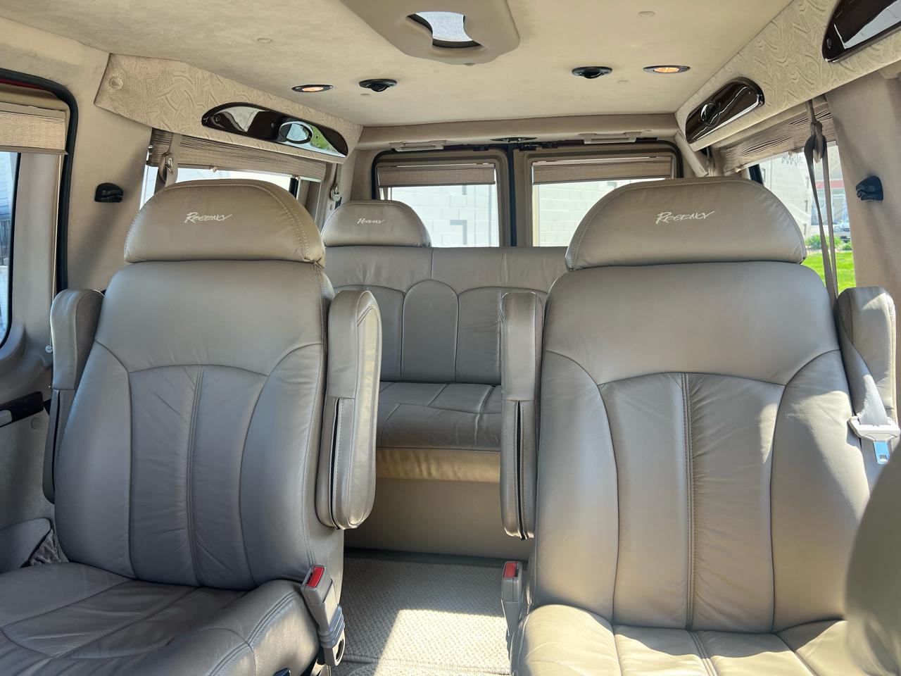 Ford Econoline Cargo Van E-150 2002