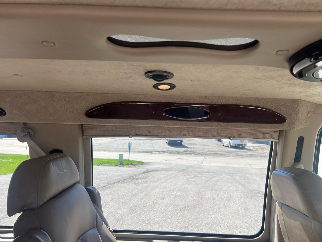 Ford Econoline Cargo Van E-150 2002